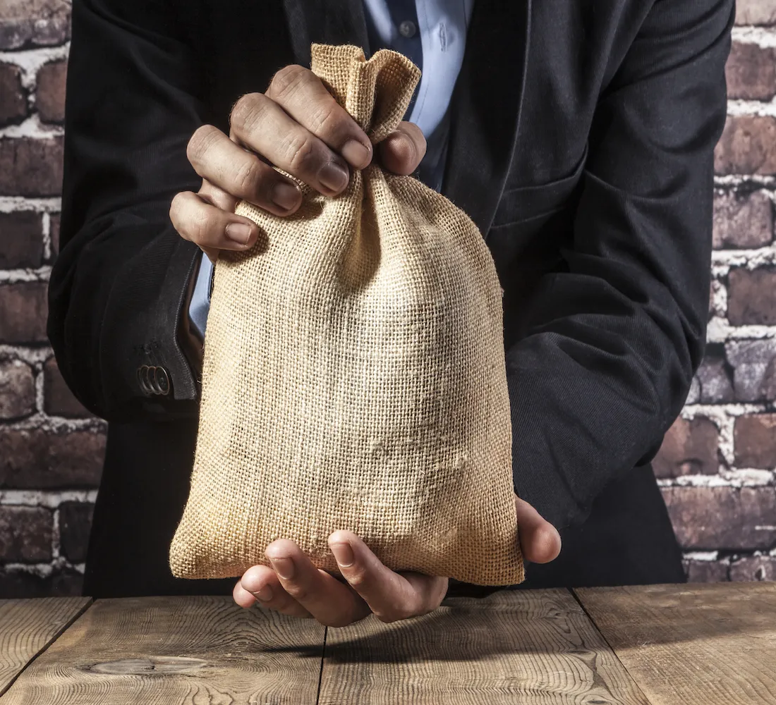 How to protect your money from economic inflation How to protect your money from economic inflation