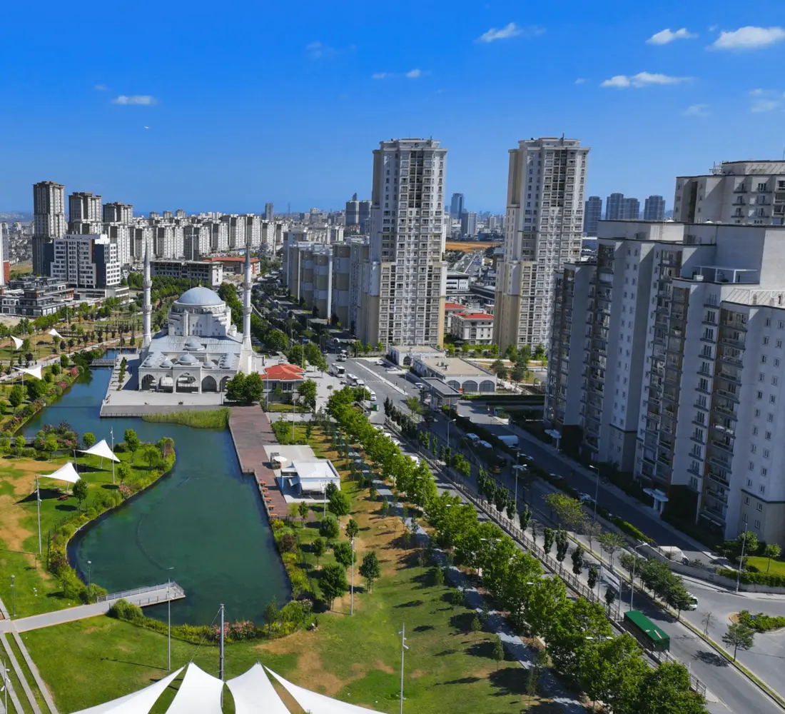 Başakşehir'e Yatırım: Yatırımcıları Cezbeden Modern Şehir Başakşehir'e Yatırım: Yatırımcıları Cezbeden Modern Şehir
