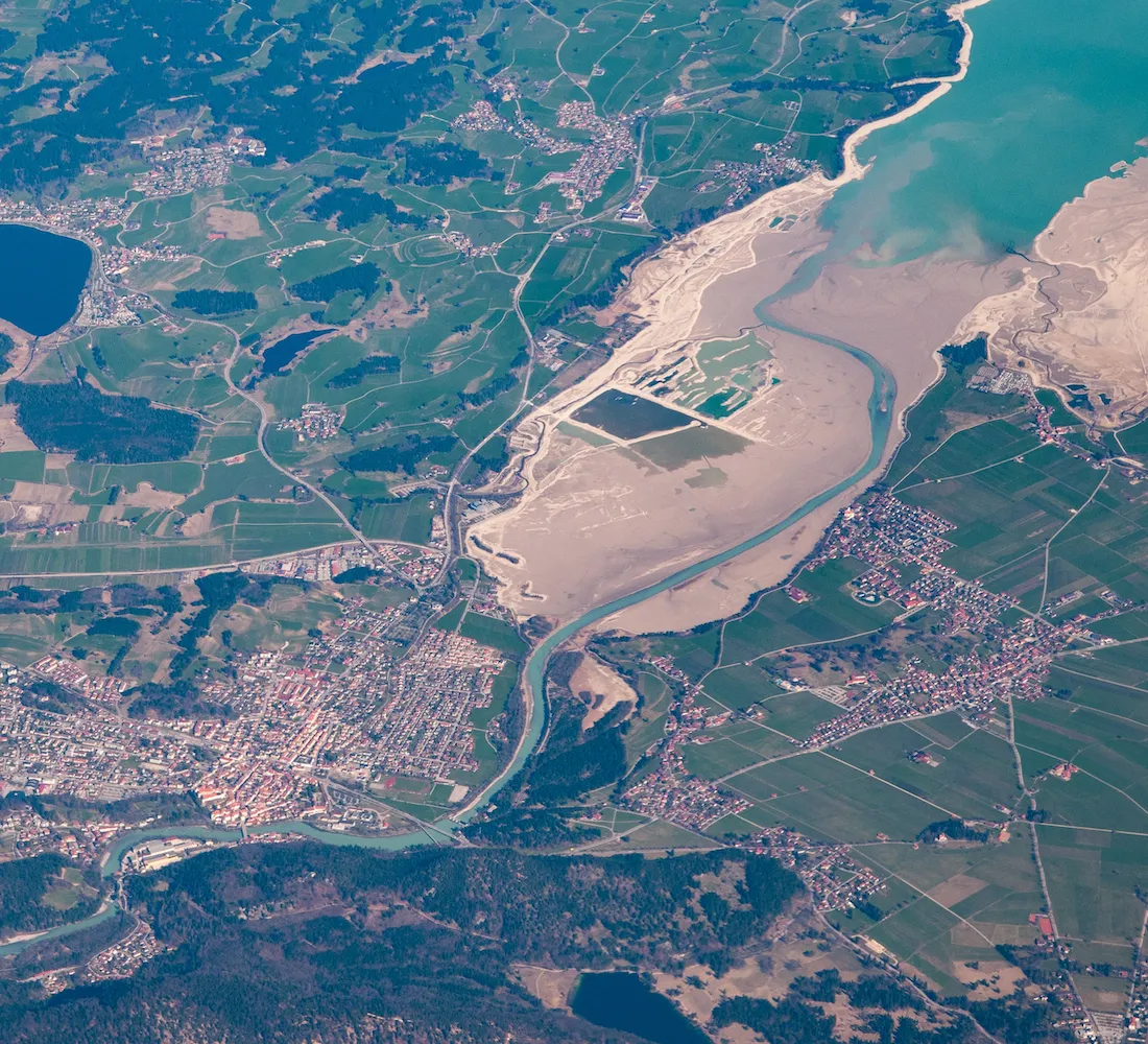 Arnavutkoy lands are witnessing the largest sales in Istanbul Arnavutkoy lands are witnessing the largest sales in Istanbul